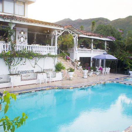 Hotel Hacienda Casa Blanca La Union  ภายนอก รูปภาพ