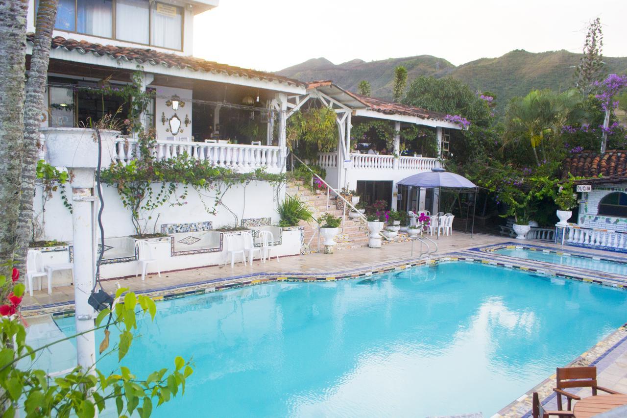 Hotel Hacienda Casa Blanca La Union  ภายนอก รูปภาพ