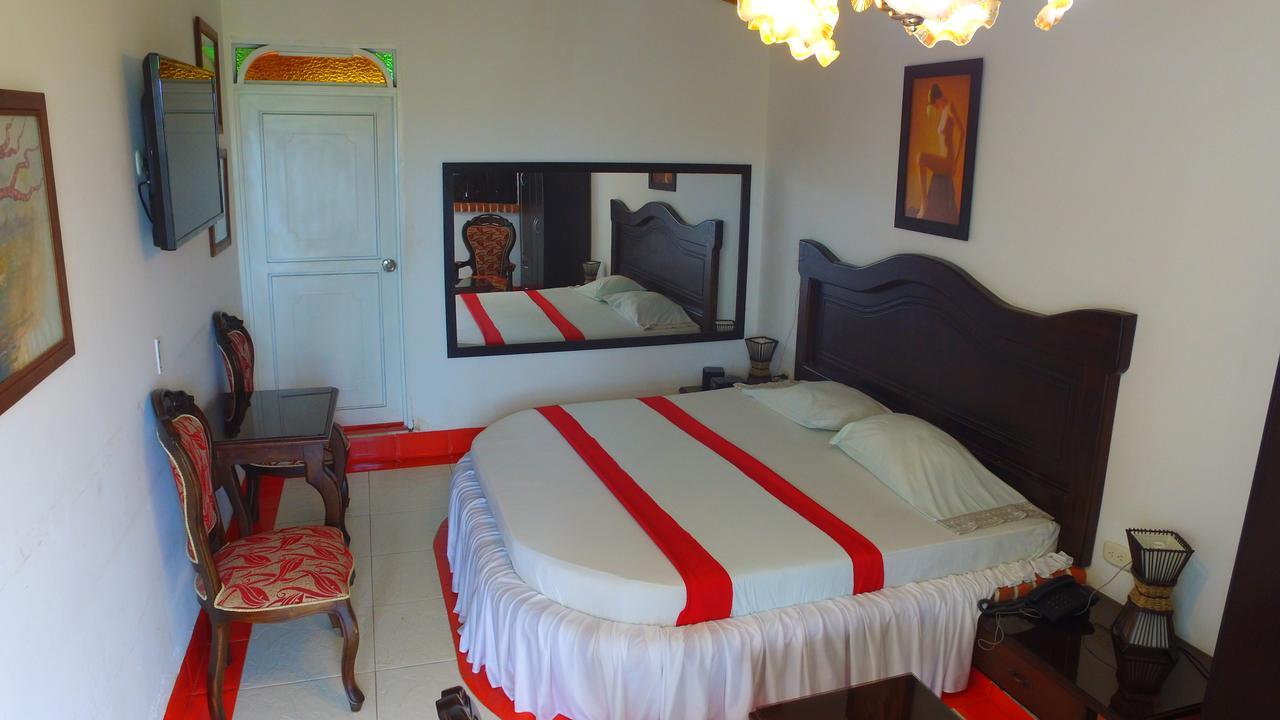 Hotel Hacienda Casa Blanca La Union  ภายนอก รูปภาพ