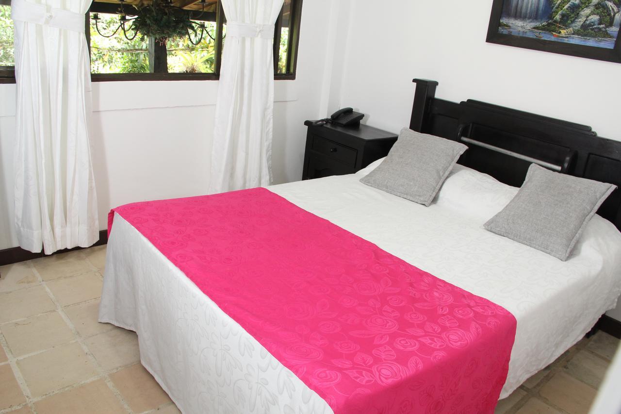 Hotel Hacienda Casa Blanca La Union  ภายนอก รูปภาพ