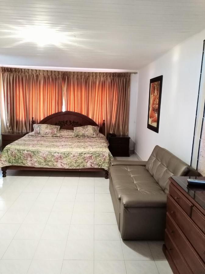 Hotel Hacienda Casa Blanca La Union  ภายนอก รูปภาพ