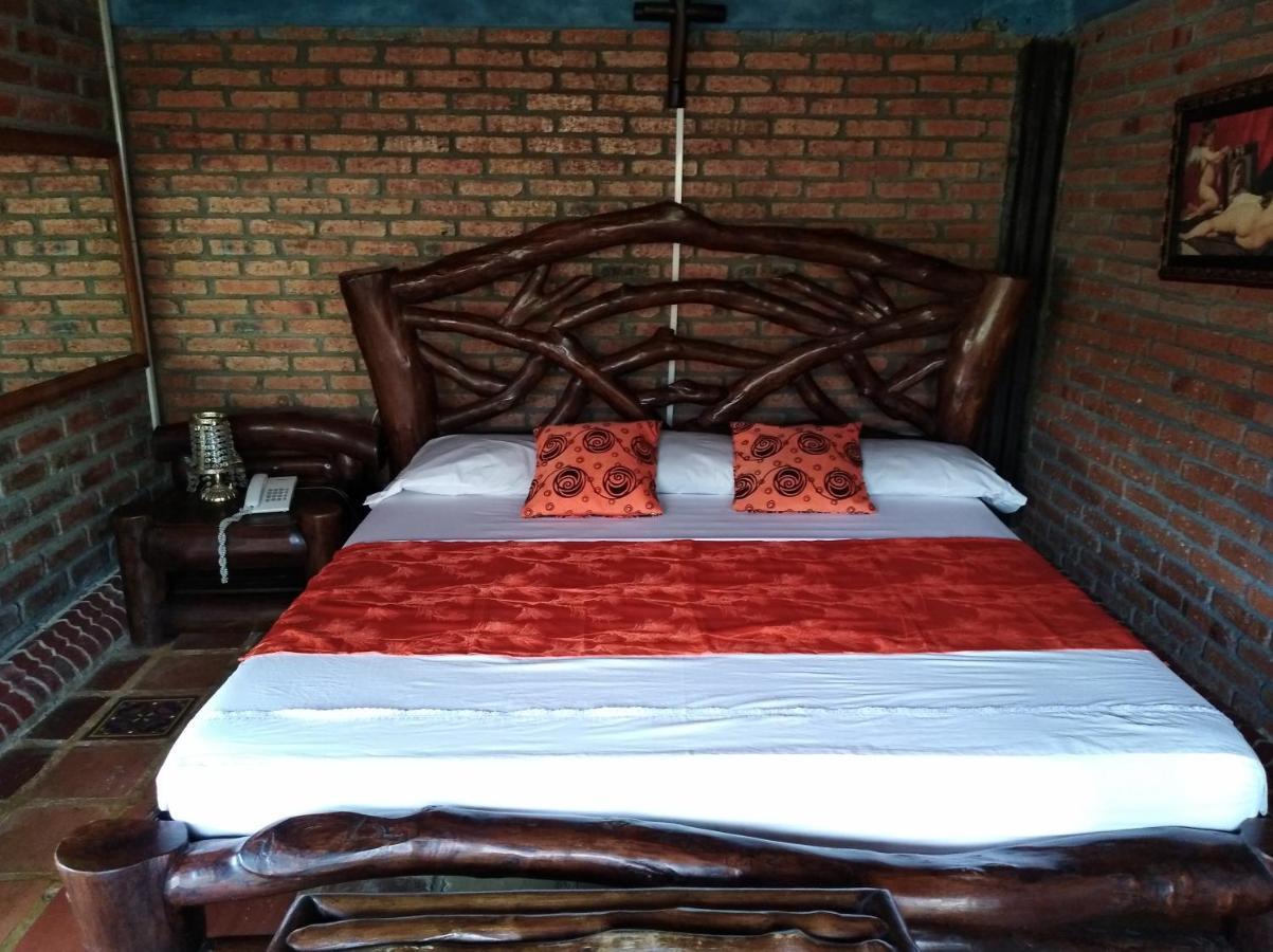 Hotel Hacienda Casa Blanca La Union  ภายนอก รูปภาพ